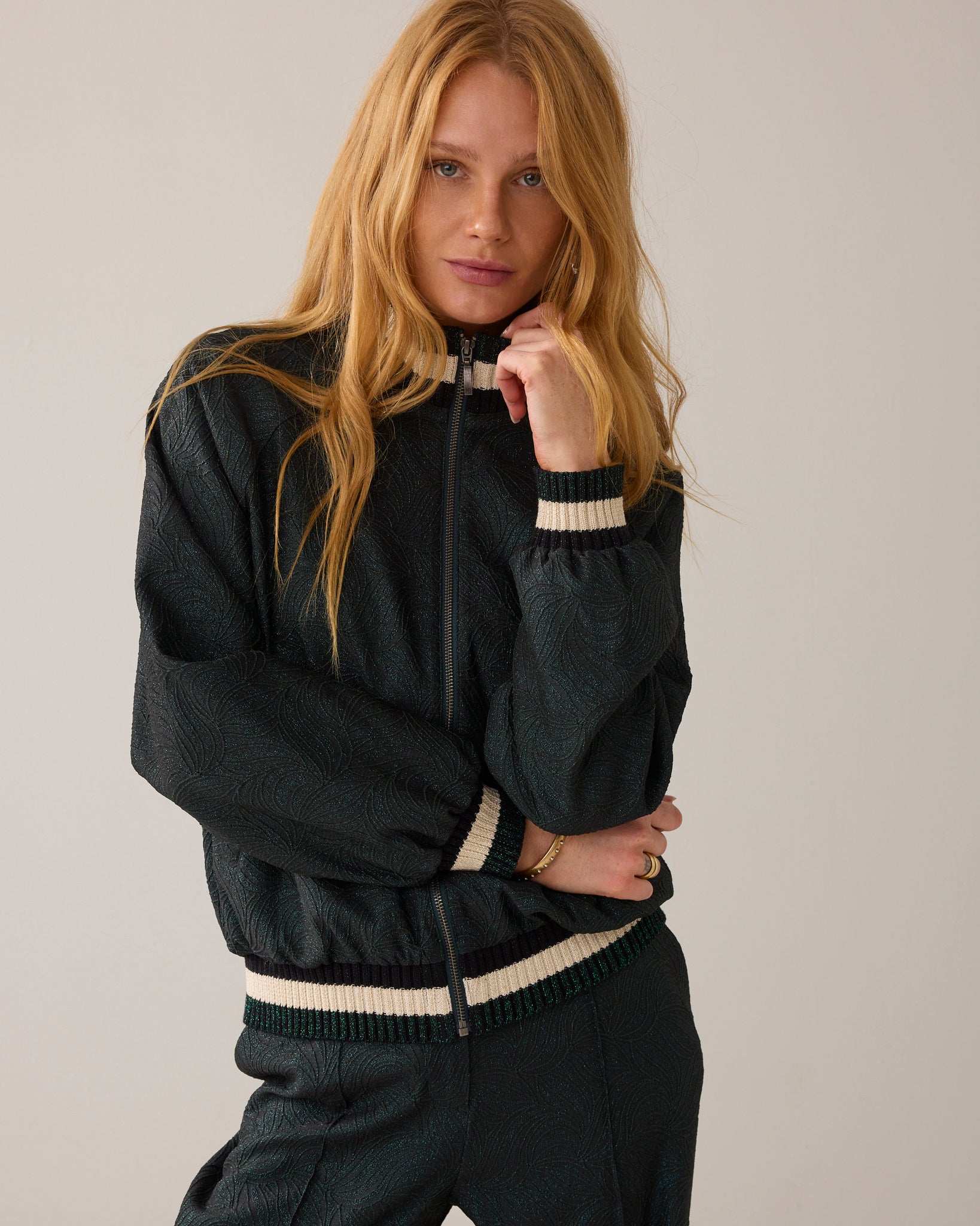 Bomber jacket Glitter jacquard