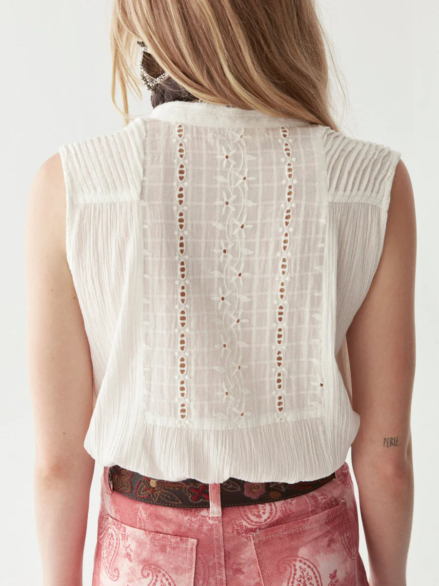 https://content.storeinfo.nl/applicatie/img/983/20250401121236_4083258_MAISONHOTELECOMMSS26017CLOUDYSAMSAPAISLEYRITAFUJINOA2969900x.webp