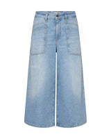 https://content.storeinfo.nl/applicatie/img/983/20250403114111_158724_HS251711404061MMCulotteSagaiJeansLightBlue.jpg