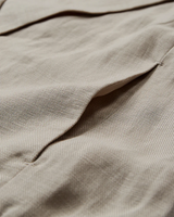 https://content.storeinfo.nl/applicatie/img/983/20250508145304_1293442_packshot22062339470Details21CMNATULIWAISTCOAT20Oyster20Gray900x.webp