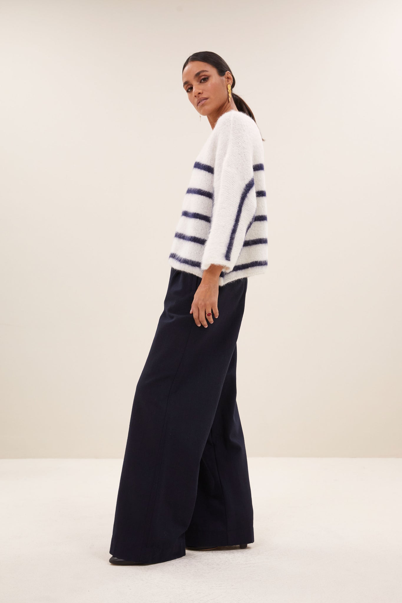 https://content.storeinfo.nl/applicatie/img/983/20250621112114_1534543_25515027717marinestripe26304.jpg
