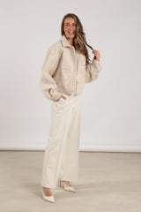 https://content.storeinfo.nl/applicatie/img/983/20250628162314_2401289_Jillpantsscubaoffwhite4.JPG
