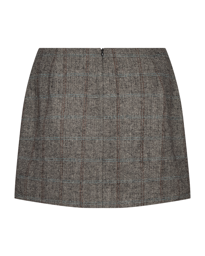 https://content.storeinfo.nl/applicatie/img/983/20250701112806_1758062_packshot22072921378Back1CMJADENSKIRTBlackw.RedPear.png