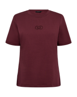 https://content.storeinfo.nl/applicatie/img/983/20250701115146_1751530_packshot22071521368Front1CMMUSETEEWindsorWine.png