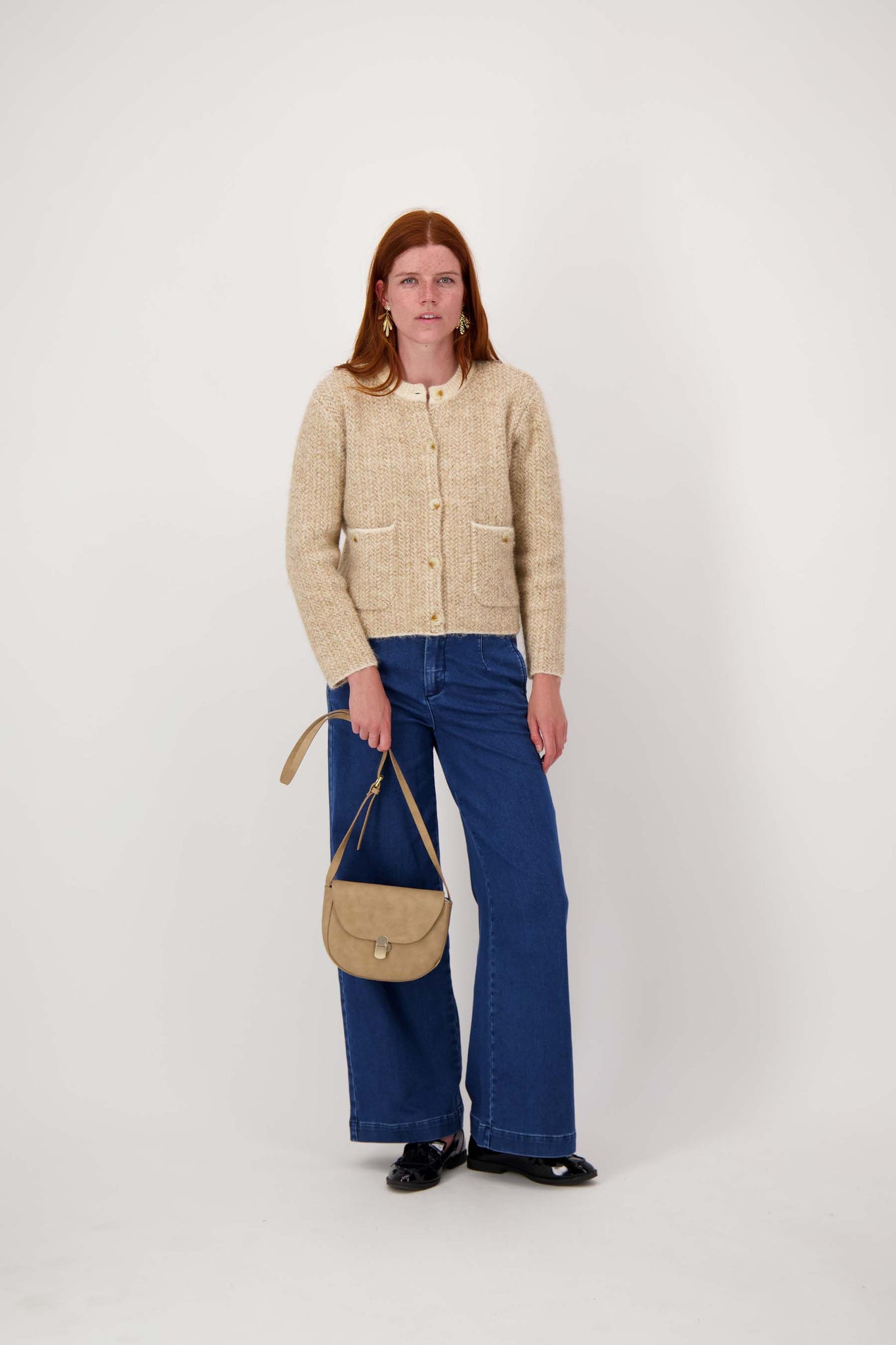 https://content.storeinfo.nl/applicatie/img/983/20250717142254_712801_02030281018taupe16052.jpg