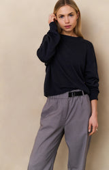 https://content.storeinfo.nl/applicatie/img/983/20250807164653_690863_texturedknittedsweaterwithroundneckline.webp