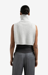 https://content.storeinfo.nl/applicatie/img/983/20250807170105_689238_knittedcollarwithhalfzipperdcdf320704c845ce90c17935b3274619.webp