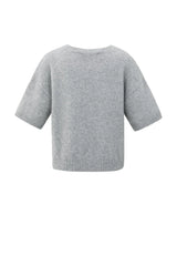 https://content.storeinfo.nl/applicatie/img/983/20250823171941_117198_knittedshortsleevesweaterwithartworkec887cd2b240488a873976fc55142e03.webp