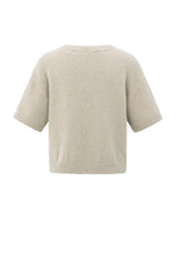 https://content.storeinfo.nl/applicatie/img/983/20250823172018_115215_knittedshortsleevesweaterwithartwork1463daaea2d974461a1819c748b4e8d7f.webp