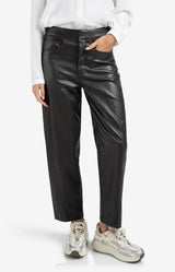 https://content.storeinfo.nl/applicatie/img/983/20250902162706_2337937_fauxleathertrouserswithseamdetails160f030831e7c4953829f9896e12fe14f.webp