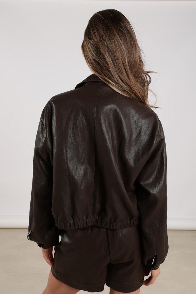 https://content.storeinfo.nl/applicatie/img/983/20250909105559_1317807_NUKUSFW25268NKF130265.jpg