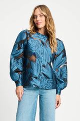 https://content.storeinfo.nl/applicatie/img/983/20250909132240_1394769_pomamsterdamblousesblue34blousedashingnightsorganza1191847248.jpg