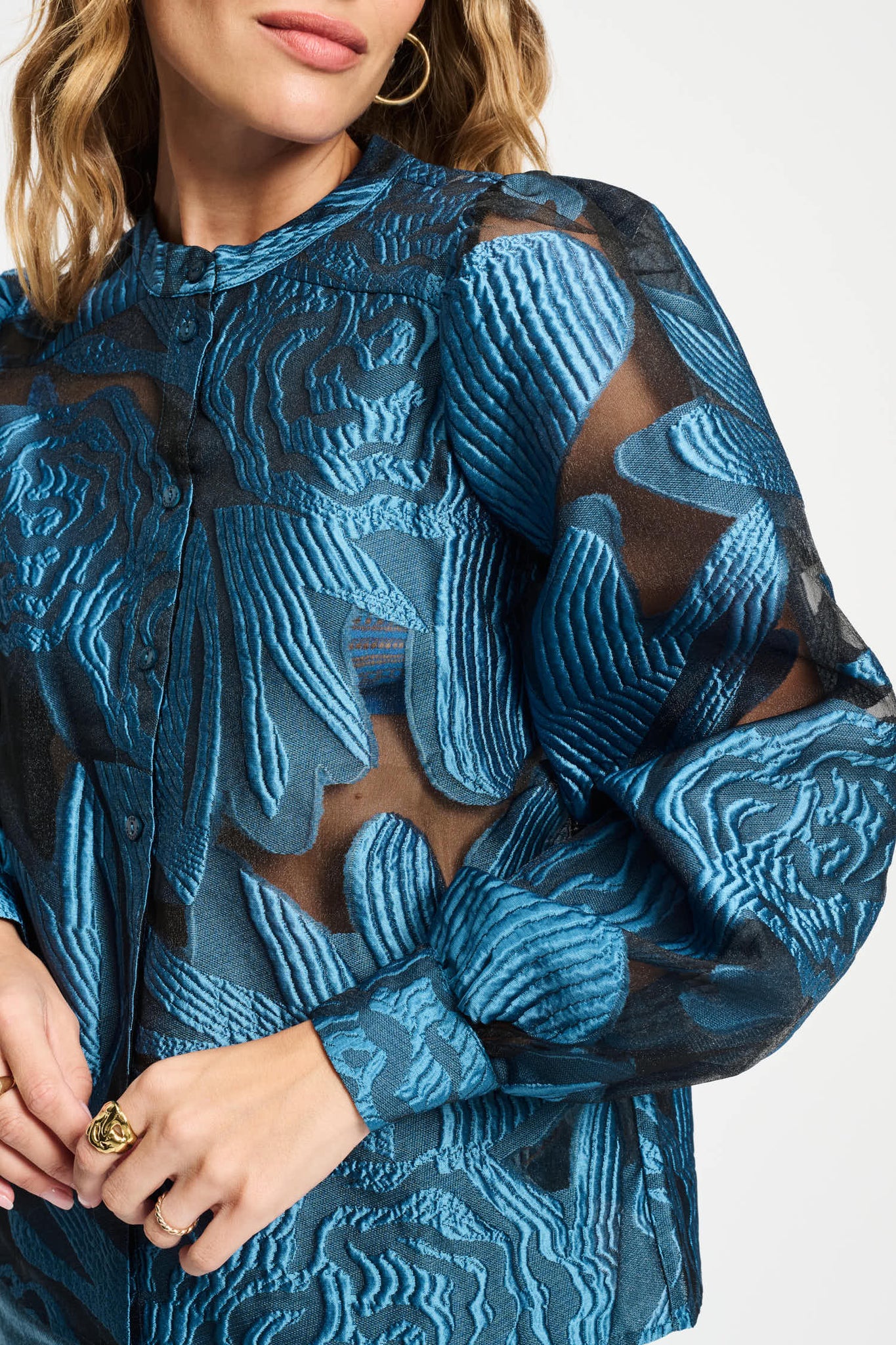 https://content.storeinfo.nl/applicatie/img/983/20250909132245_1359308_pomamsterdamblousesblousedashingnightsorganza1191847244.jpg