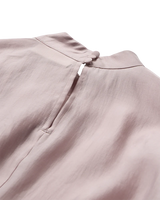 https://content.storeinfo.nl/applicatie/img/983/20250911105743_890658_packshot22069363030Details1CMMOLLYBLOUSE20Burnished20Lilac900x.webp