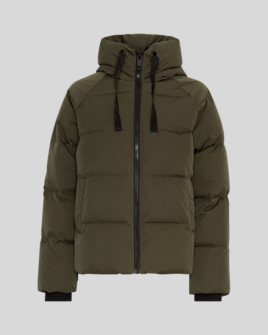 https://content.storeinfo.nl/applicatie/img/983/20250911145901_2215752_mschcopenhagenmschpavinedownshortjacket900x1126c2.jpg