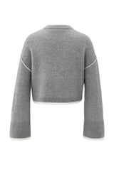 https://content.storeinfo.nl/applicatie/img/983/20251009125616_451920_knittedsweaterwithcontrastinglines15c4d1967044243f283a278fab6939f29.webp