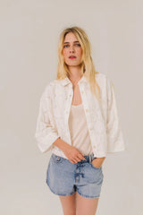https://content.storeinfo.nl/applicatie/img/983/20260205151916_1113145_175WEBshootingSACRECOEUReshopPE26J222juillet25CycloramaChloeLAPEYSSONNIE6902.webp