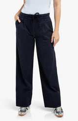 https://content.storeinfo.nl/applicatie/img/983/20260305152925_1493195_trouserswithpleatswidelegsanddrawcordatthewaistf81743bdc87a480e838e0e9345df1fc8.webp
