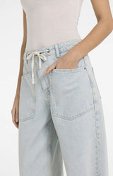 https://content.storeinfo.nl/applicatie/img/983/20260403112613_2995442_coloreddenimwithdrawstring476986e34f6440548e39e3a5795775fb.webp