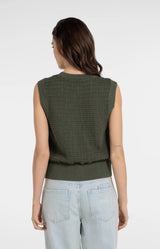 https://content.storeinfo.nl/applicatie/img/983/20260403113310_2991615_sleevelesstexturedcardiganwithgoldtonebuttons147e5d6c5a795438fa03c86a3f72c6a3a.webp