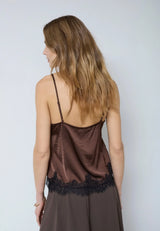 https://content.storeinfo.nl/applicatie/img/983/20260508151402_1597052_iduncclacetopdarkbrown1310264.webp