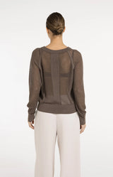 https://content.storeinfo.nl/applicatie/img/983/20260508174042_1605025_meshstitchknittedsweaterwithraglansleeves1ca9d17c4d6064effa6267941d1a0cfde.webp