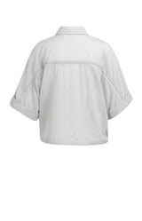 https://content.storeinfo.nl/applicatie/img/983/20260612142431_2820185_blousewithwidesleevesandbraideddetails130b8586c313b4b6ab35562bc4e0b84c5.webp