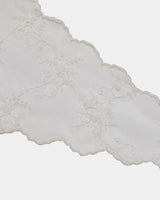 https://content.storeinfo.nl/applicatie/img/983/20260613153417_3680351_Lacescarfoffwhite9941a609d4514e9db42df67c0f2005d4.webp