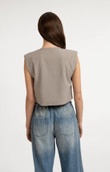 https://content.storeinfo.nl/applicatie/img/983/20260711175002_567150_checkedgiletwithshoulderpads8a036b56d2394da7bd68992c53d4f4f2.webp