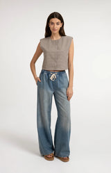 https://content.storeinfo.nl/applicatie/img/983/20260711175007_553605_checkedgiletwithshoulderpads6469123351024bb896e654434d66e255.webp