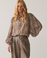 https://summumwoman.com/cdn/shop/files/4s3043-12526-263-C8-708_Default_4.jpg?v=1789031846&width=3840