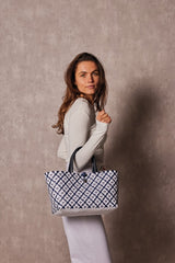 https://www.giftstories.nl/media/Producten/PIM/Handed-by/PIM-HBY_BP050P22_2.jpg?v=162088