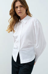 https://yaya.eu/cdn/shop/files/blouse-with-waist-accent-and-pleat-detail_9ece6586-f8d4-48cd-b83e-e0b4bd939e7e.jpg?v=1788266004&width=1000