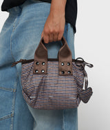 https://www.10dayslifestyle.com/cdn/shop/files/drop9__0148_18_20260721_10DAYS_FW26_E-COM_042.jpg?v=1788955649&width=960