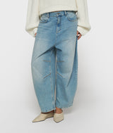 https://www.10dayslifestyle.com/cdn/shop/files/drop9__0155_16_20260721_10DAYS_FW26_E-COM_115.jpg?v=1787669305&width=960