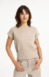 https://yaya.eu/cdn/shop/files/jacquard-knit-top-with-cap-sleeves-1_d53a0a35-05c4-40d2-947d-53ccae0aee27.jpg?v=1785242224&width=1200