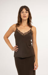 https://yaya.eu/cdn/shop/files/jersey-singlet-with-v-neck-and-lace-details-delicioso-brown.jpg?v=1790774175&width=1000