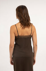 https://yaya.eu/cdn/shop/files/jersey-singlet-with-v-neck-and-lace-details-delicioso-brown_9100e3ae-1160-42c3-8c3f-38bf86963292.jpg?v=1790774224&width=600
