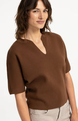 https://yaya.eu/cdn/shop/files/knitted-top-with-bomber-collar-and-short-sleeves_4dc3f356-35cf-41e5-af73-71fd1dcf34dc.jpg?v=1785823158&width=1200