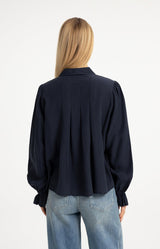 https://yaya.eu/cdn/shop/files/sheer-blouse-with-pleated-details_b6292d5e-6742-443c-9922-afac3870998b.jpg?v=1787683056&width=1200