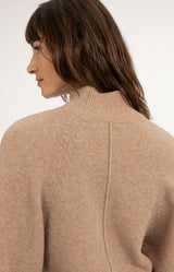 https://yaya.eu/cdn/shop/files/wide-sleeve-sweater-with-high-neckline-dark-beige-melange_031c4290-8afb-4bfd-bc00-597ba6b1c6f3.jpg?v=1791381108&width=1000