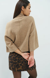 https://yaya.eu/cdn/shop/files/wide-sleeve-sweater-with-high-neckline-dark-beige-melange_e811d5d0-1725-4b56-8da4-9314af08a0ea.jpg?v=1791381174&width=1000